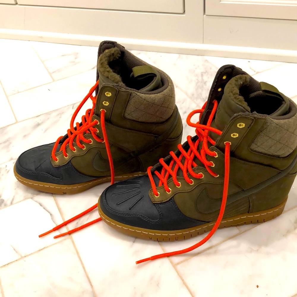 Nike hidden heel winter shoe/boot *NEW*